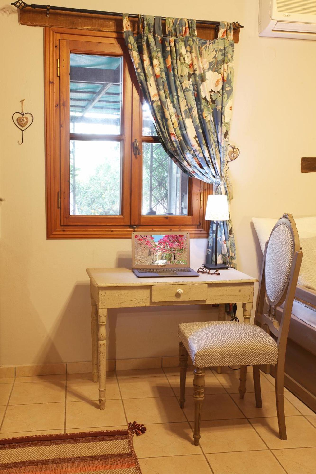 Venetis Luxury Daire Karfas