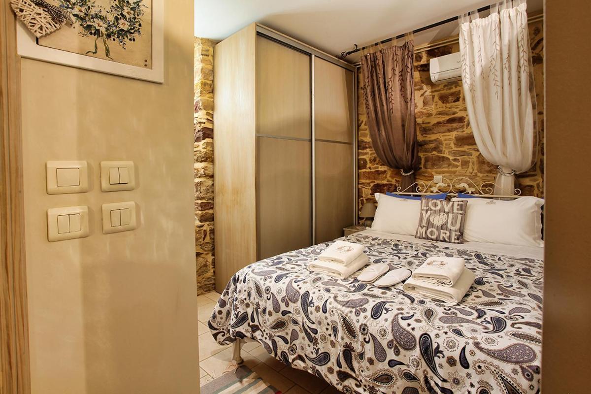 Daire Venetis Luxury Karfas
